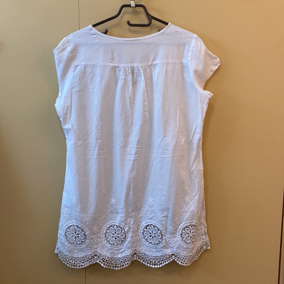 Vintage white cotton shirt with lace trim - Picture 6 of 8